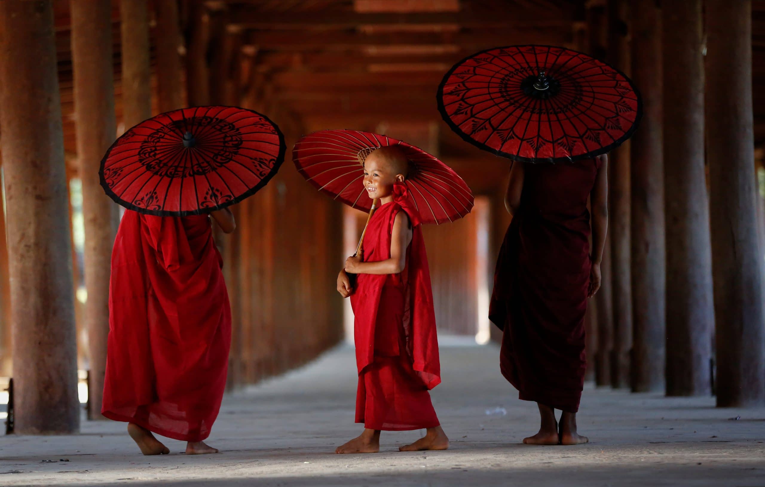 buddhistische mänche pagode myanmar