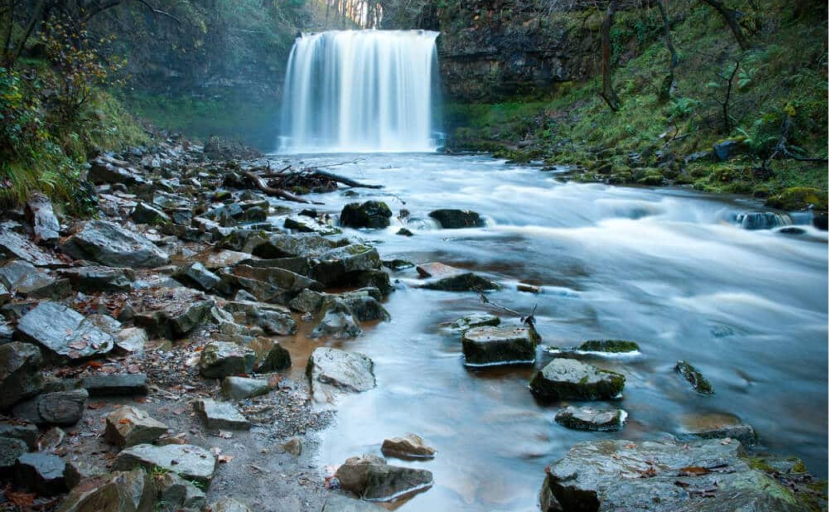 Sgwd Yr Eira Wasserfall, Brecon Beacons Nationalpark in Wales