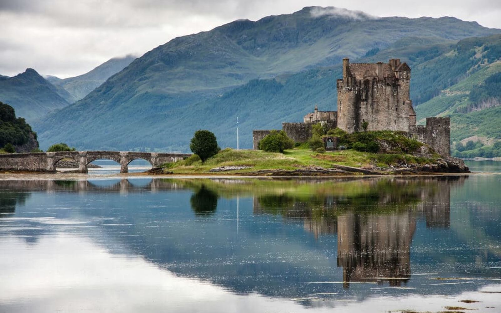 Donan Castle in den schottischen Highlands